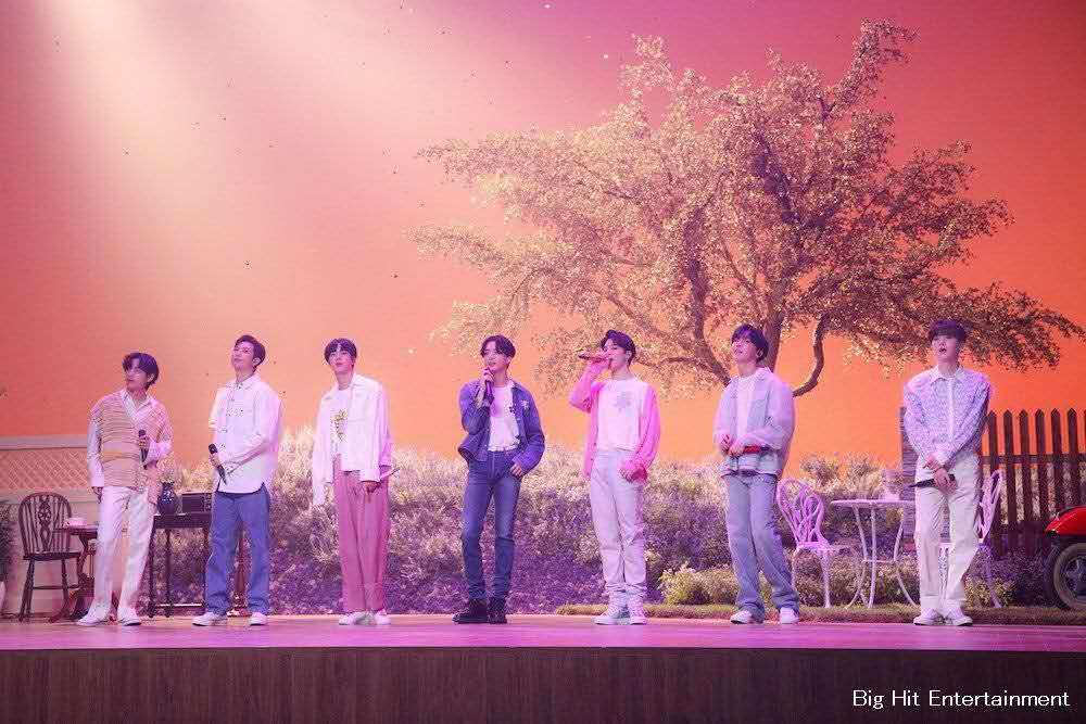 BTS最新专辑，音乐桥梁与友情交织的温馨日常